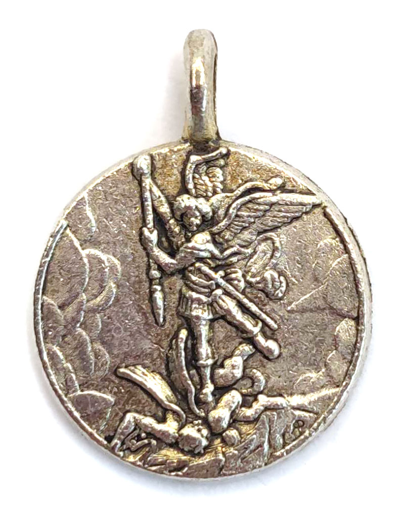 Médaille st michel 18mm