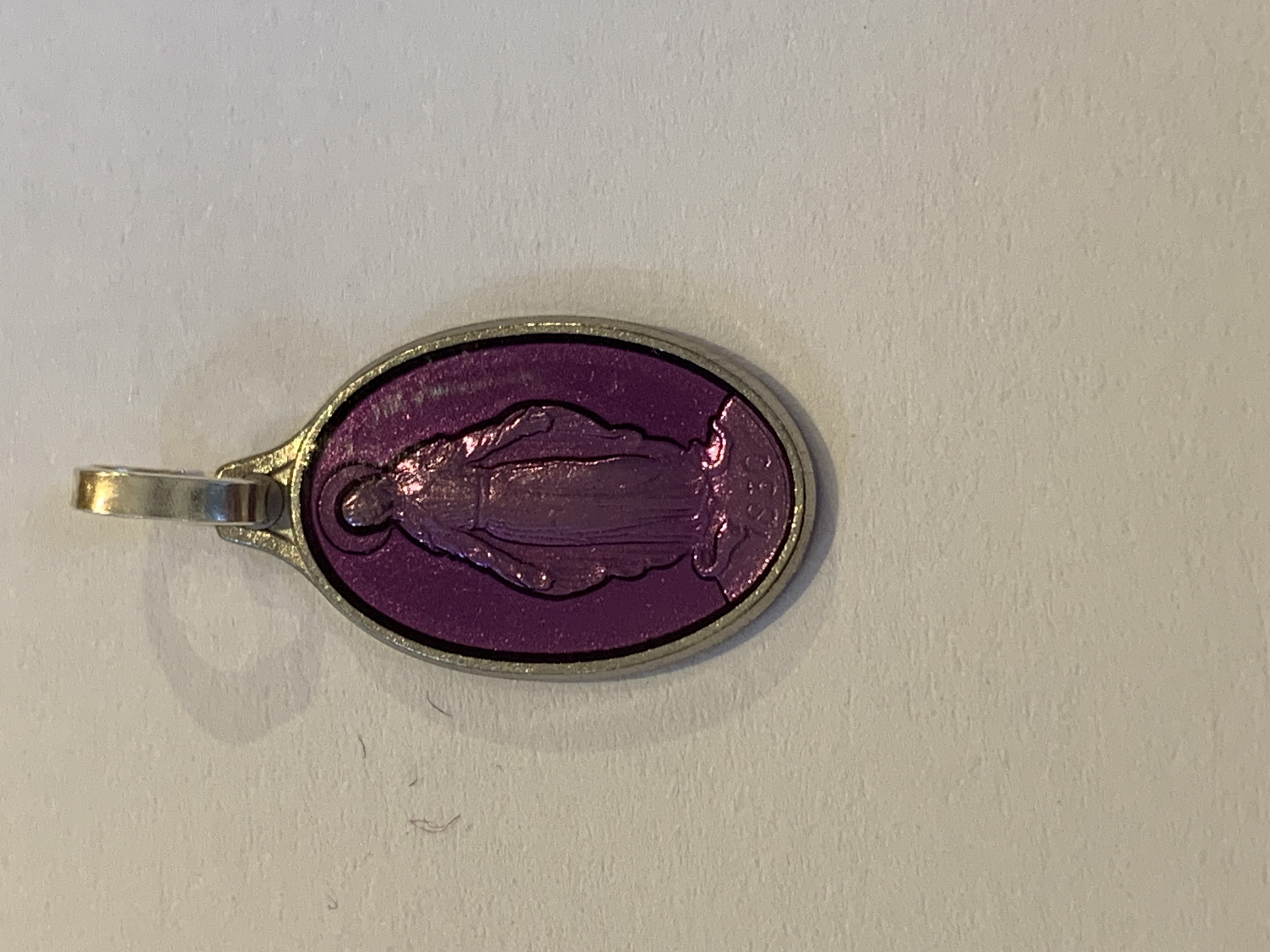 Miraculeuse violette medaille 17mm